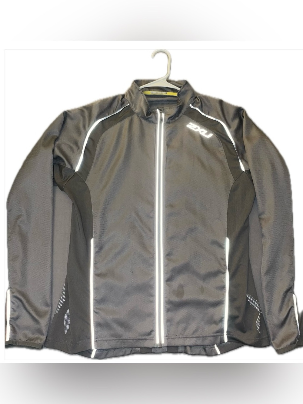 2XU Black Performance Full-Zip Jacket with Reflective Trim